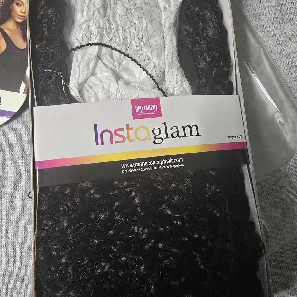 Wig - Picture 1 of 4